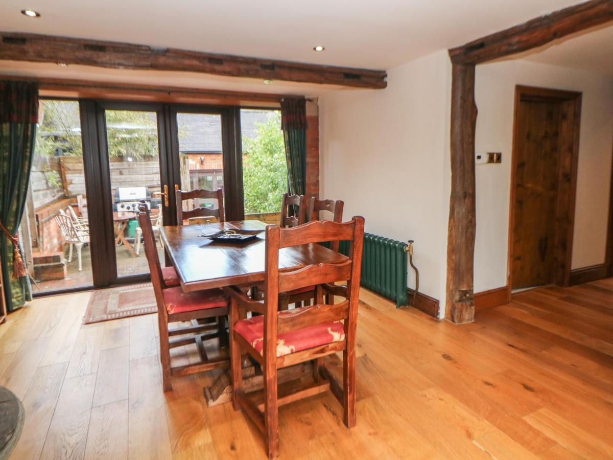 Villa The Haybarn Lichfield Esterno foto