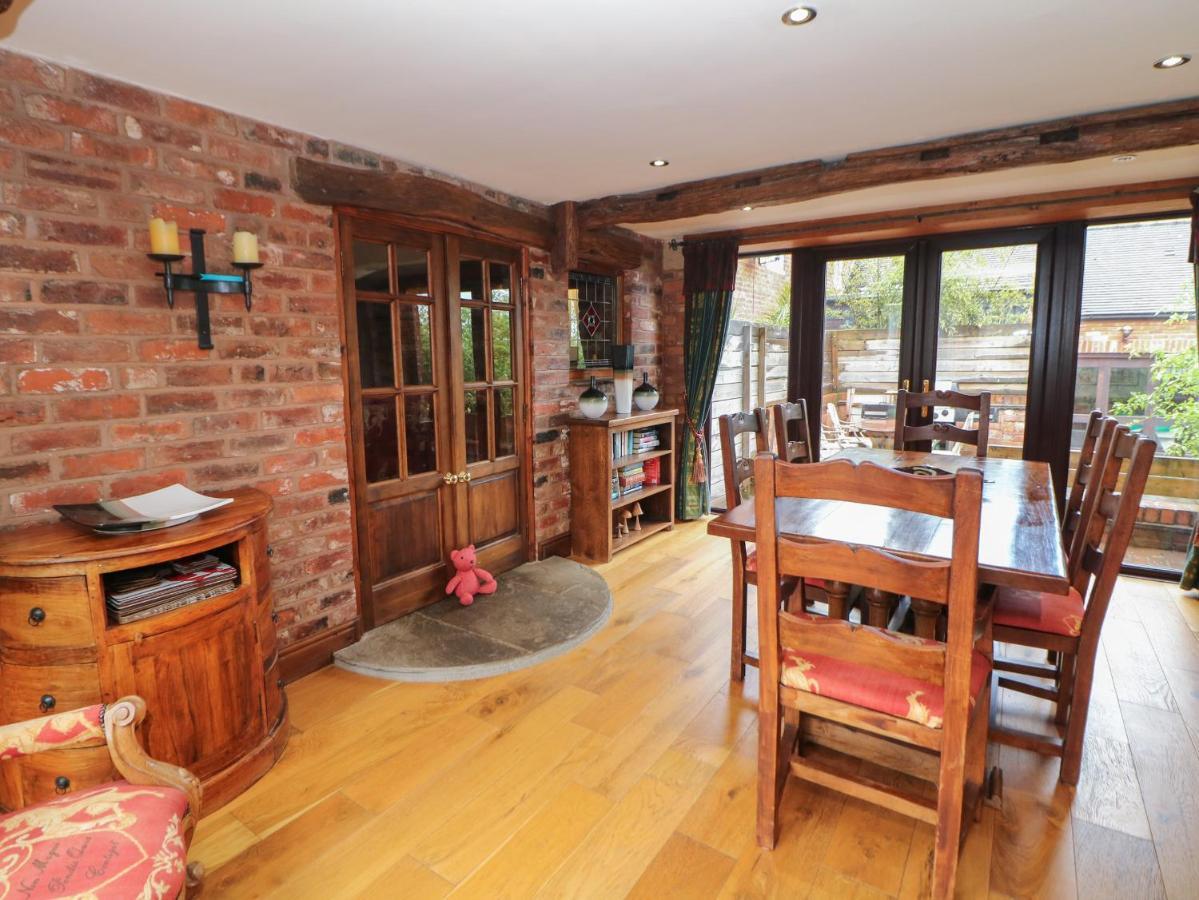 Villa The Haybarn Lichfield Esterno foto