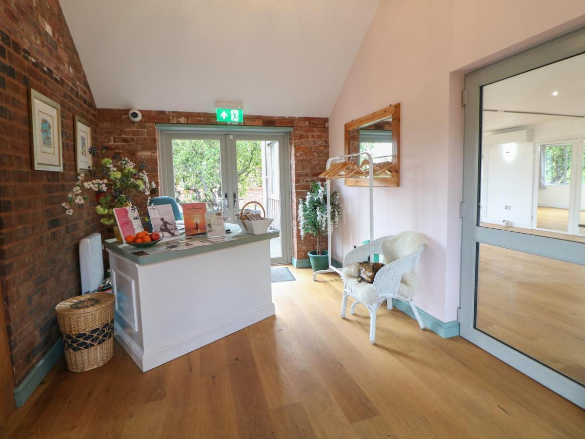 Villa The Haybarn Lichfield Esterno foto